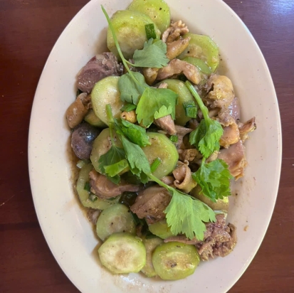 Lòng Gà Xào Mướp